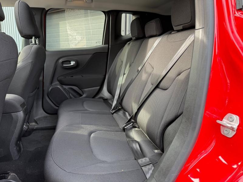 Jeep Renegade 1.0 GSE T3 120ch Quiksilver Edition - Toit ouvrant 2019 - photo n°4 Jeep Renegade 1.0 GSE T3 120ch Quiksilver Edition - Toit ouvrant  occasion à SAINT-GREGOIRE - photo n°4