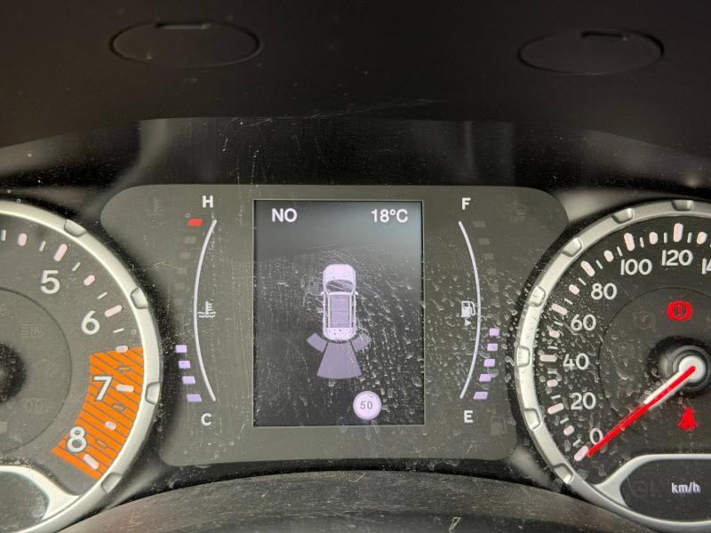 Jeep Renegade 1.0 GSE T3 120ch Quiksilver Edition - Toit ouvrant 2019 - photo n°7 Jeep Renegade 1.0 GSE T3 120ch Quiksilver Edition - Toit ouvrant  occasion à SAINT-GREGOIRE - photo n°7