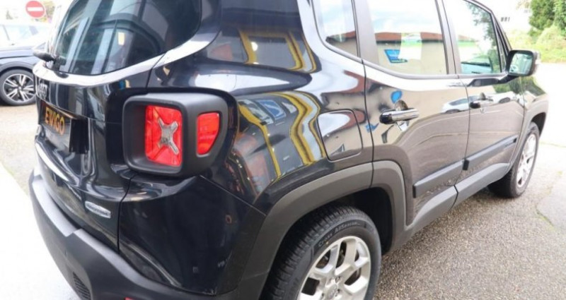 Jeep Renegade 1.6 E-TORQ 110 CH EVO LONGITUDE 2WD START-STOP 2016 - photo n°2 Jeep Renegade 1.6 E-TORQ 110 CH EVO LONGITUDE 2WD START-STOP  occasion à Bourgoin-Jallieu - photo n°2