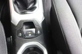 Jeep Renegade 1.6 E.torQ Evo 110 ch  occasion  Beaupuy - photo n5
