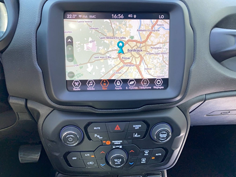 Jeep Renegade Renegade 1.3 Turbo T4 190 ch PHEV AT6 4xe eAWD Upland 5p 2022 - photo n°6 Jeep Renegade Renegade 1.3 Turbo T4 190 ch PHEV AT6 4xe eAWD Upland 5p  occasion à Mérignac - photo n°6