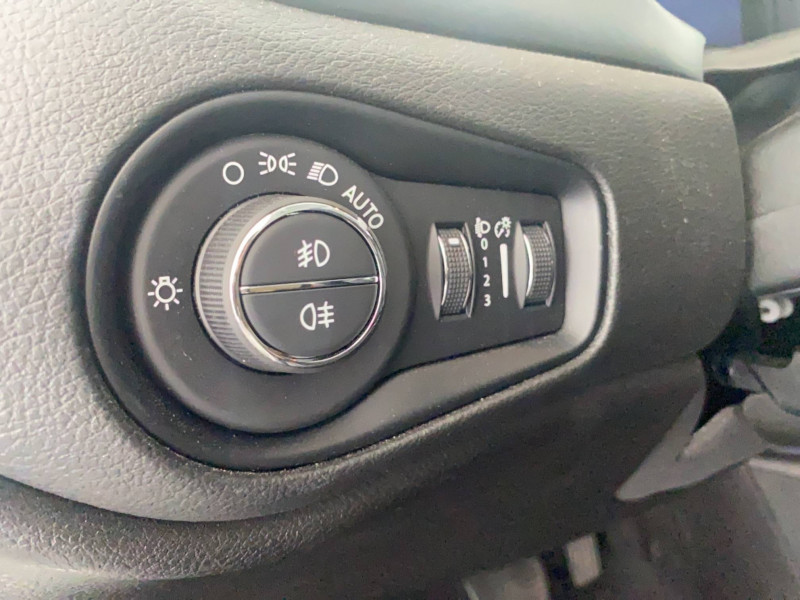 Jeep Renegade Renegade 1.5 Turbo T4 130 ch BVR7 e-Hybrid North Star 5p 2024 - photo n°16 Jeep Renegade Renegade 1.5 Turbo T4 130 ch BVR7 e-Hybrid North Star 5p  occasion à Toulouse - photo n°16