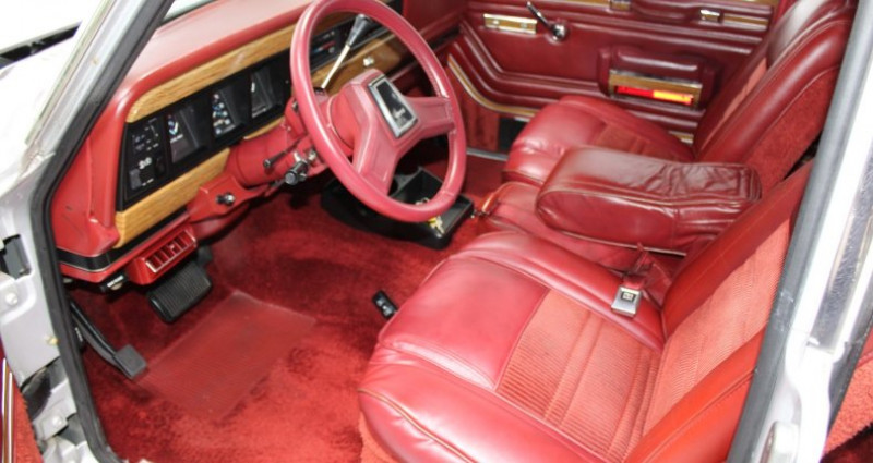 Jeep Wagoneer  1986 - photo n°6 Jeep Wagoneer   occasion à LYON - photo n°6