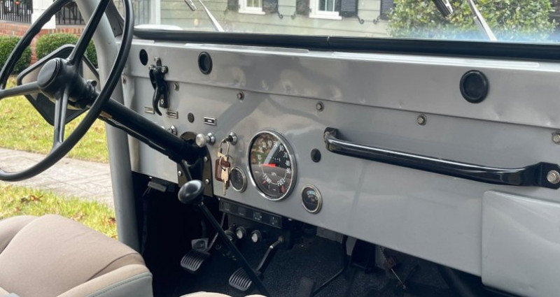 Jeep Wrangler  1975 - photo n°7 Jeep Wrangler   occasion à LYON - photo n°7