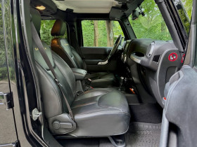 Jeep Wrangler 2.8 CRD 200 - BVA 5 Portes  occasion  Beaupuy - photo n7