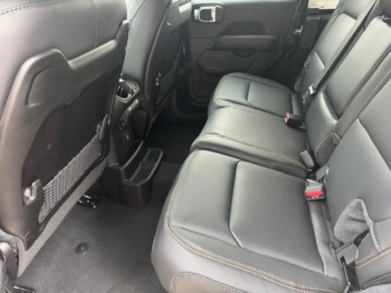 Jeep Wrangler MY24 Sahara 2.0l T-GDI 272PS 4x4 AT8 2025 - photo n°10 Jeep Wrangler MY24 Sahara 2.0l T-GDI 272PS 4x4 AT8  occasion à L'Union - photo n°10