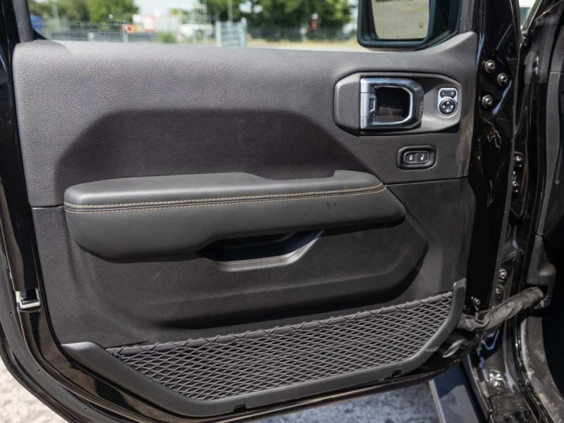 Jeep Wrangler MY24 Sahara 2.0l T-GDI Ultd. Sky-One 2025 - photo n°6 Jeep Wrangler MY24 Sahara 2.0l T-GDI Ultd. Sky-One  occasion à L'Union - photo n°6