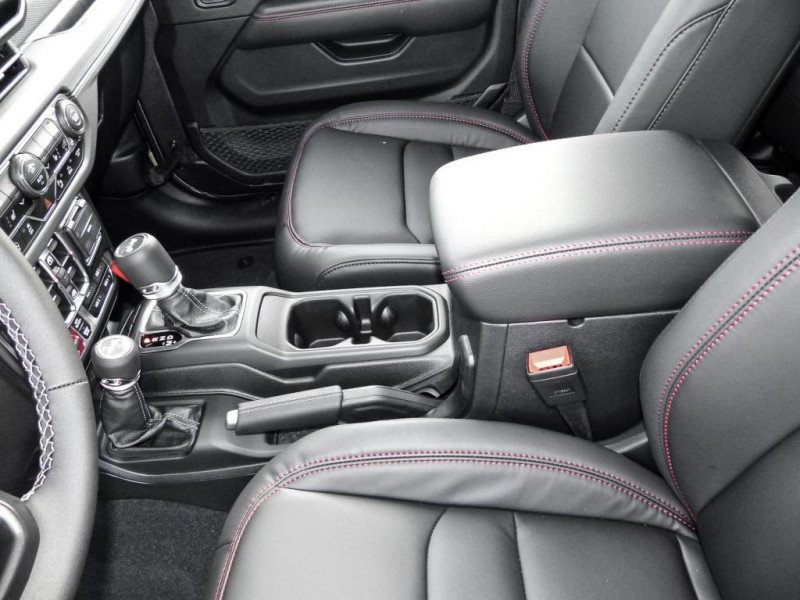 Jeep Wrangler Unlimited ICE MY 25 Rubicon 2.0 T-GDI S 2025 - photo n°10 Jeep Wrangler Unlimited ICE MY 25 Rubicon 2.0 T-GDI S  occasion à L'Union - photo n°10