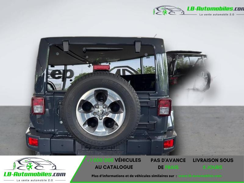 Jeep Wrangler V6 3.6 Pentastar 284 BVA 5 Portes  occasion � Beaupuy - photo n�3