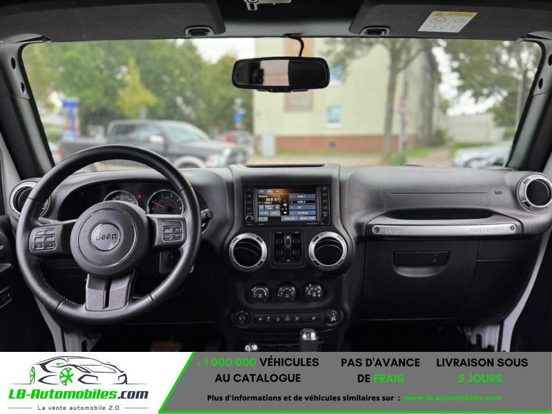 Jeep Wrangler V6 3.6 Pentastar 284 BVA 5 Portes  occasion � Beaupuy - photo n�3