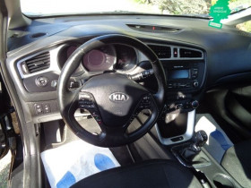 Kia Cee'd 1.4 CRDI 90CH STYLE  occasion  Aucamville - photo n7