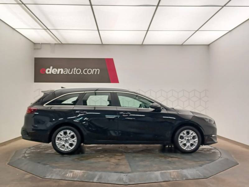 Kia Cee'd SW 1.5 T-GDi 160 ch DCT7 Active 2023 - photo n°3 Kia Cee'd SW 1.5 T-GDi 160 ch DCT7 Active  occasion à Bruges - photo n°3