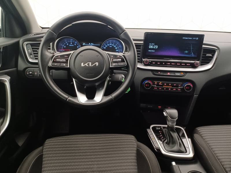 Kia Cee'd SW 1.5 T-GDi 160 ch DCT7 Active 2023 - photo n°13 Kia Cee'd SW 1.5 T-GDi 160 ch DCT7 Active  occasion à Bruges - photo n°13