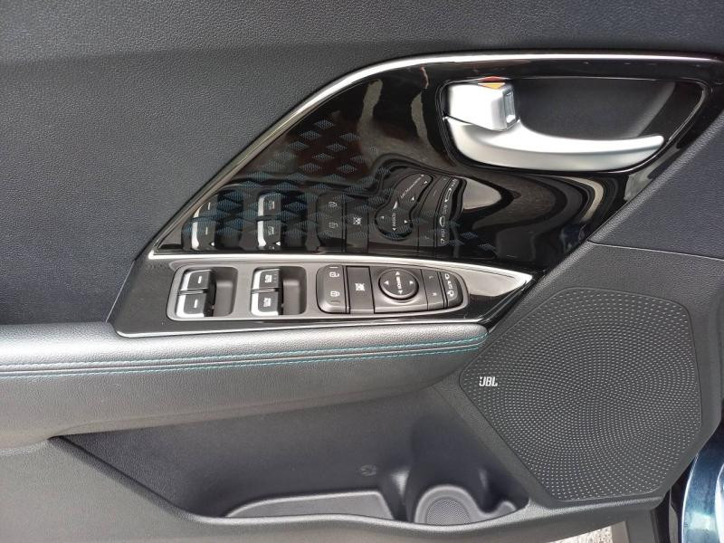 Kia e-Niro Premium 204ch  occasion  Vert-Saint-Denis - photo n15