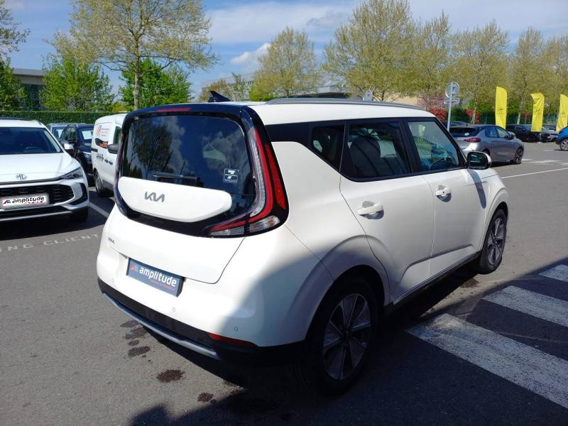 Kia e-Soul 204ch Lounge  occasion  Vert-Saint-Denis - photo n5