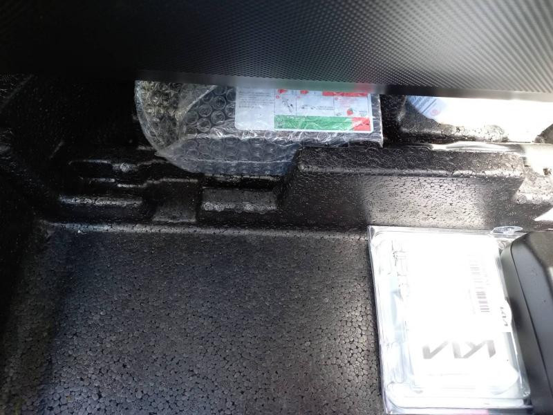 Kia e-Soul 204ch Lounge  occasion  Vert-Saint-Denis - photo n14