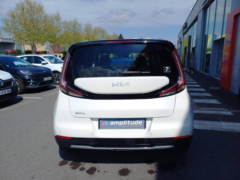 Kia e-Soul 204ch Lounge  occasion  Vert-Saint-Denis - photo n6