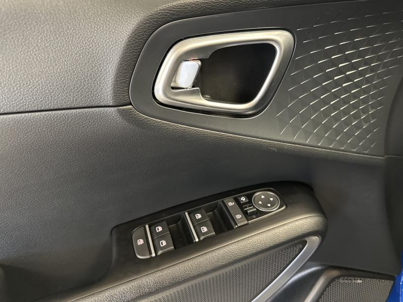 Kia e-Soul Premium 204ch MY22  occasion � Garges-l�s-Gonesse - photo n�12