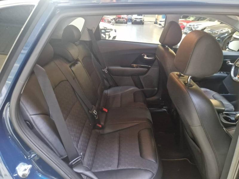 Kia Niro 1.6 GDi 105ch ISG + électrique 43.5ch Active DCT6 MY22 2022 - photo n°12 Kia Niro 1.6 GDi 105ch ISG + électrique 43.5ch Active DCT6 MY22  occasion à Vert-Saint-Denis - photo n°12