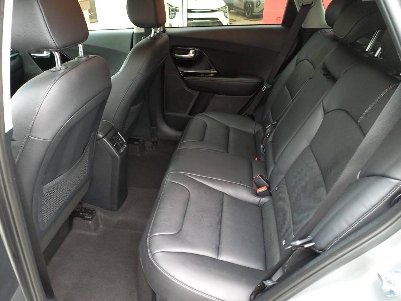 Kia Niro 1.6 GDi 105ch ISG + Plug-In 60.5ch Lounge DCT6 MY22 2021 - photo n°12 Kia Niro 1.6 GDi 105ch ISG + Plug-In 60.5ch Lounge DCT6 MY22  occasion à Vert-Saint-Denis - photo n°12