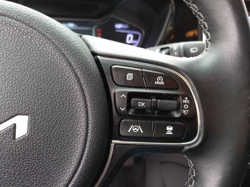 Kia Niro 1.6 GDi 105ch ISG + Plug-In 60.5ch Lounge DCT6 MY22 2021 - photo n°20 Kia Niro 1.6 GDi 105ch ISG + Plug-In 60.5ch Lounge DCT6 MY22  occasion à Vert-Saint-Denis - photo n°20