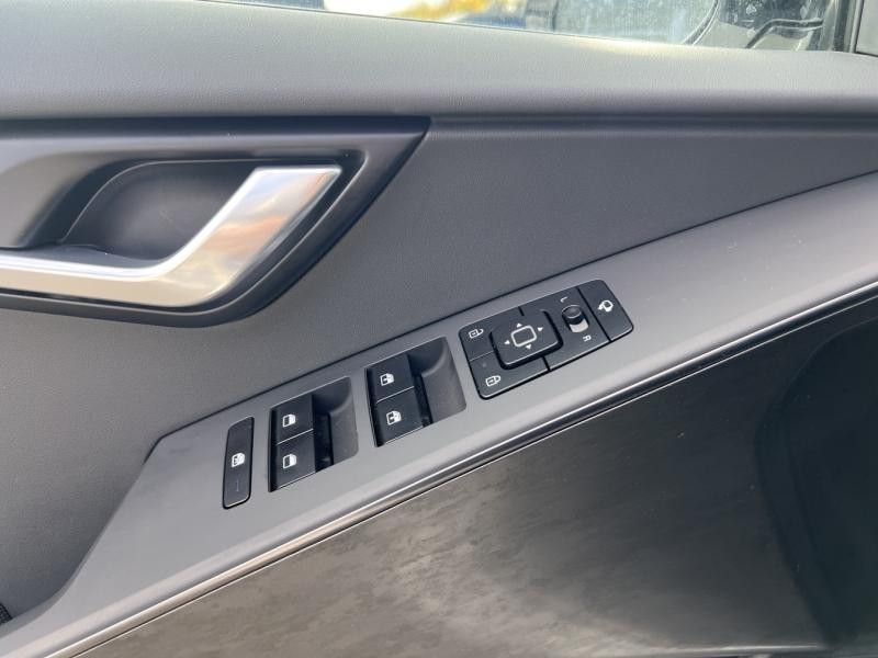 Kia Niro 1.6 GDi 171ch PHEV Premium DCT6 2025 - photo n°17 Kia Niro 1.6 GDi 171ch PHEV Premium DCT6  occasion à Saint-Maximin - photo n°17