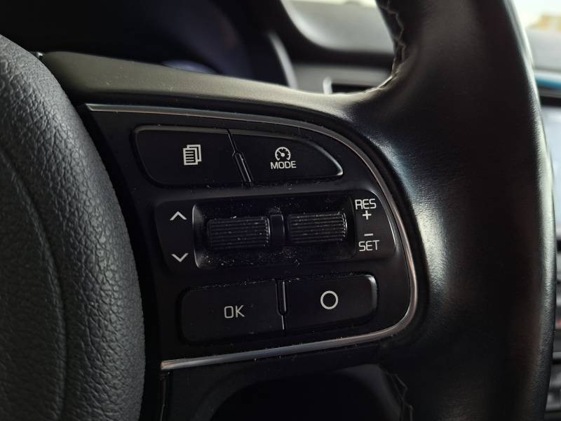 Kia Niro 1.6 GDi Hybride 141 ch DCT6 Design 2019 - photo n°13 Kia Niro 1.6 GDi Hybride 141 ch DCT6 Design  occasion à Saint Bazeille - photo n°13