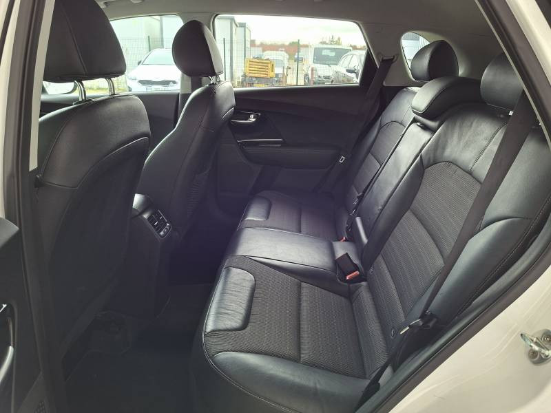Kia Niro 1.6 GDi Hybride 141 ch DCT6 Design 2019 - photo n°16 Kia Niro 1.6 GDi Hybride 141 ch DCT6 Design  occasion à Saint Bazeille - photo n°16
