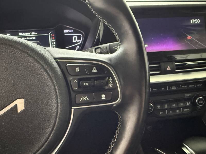 Kia Niro 1.6 GDi Hybride 141 ch DCT6 Lounge 2022 - photo n°20 Kia Niro 1.6 GDi Hybride 141 ch DCT6 Lounge  occasion à Saint Bazeille - photo n°20