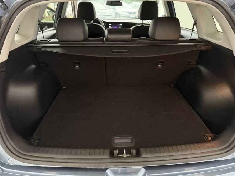 Kia Niro 1.6 GDi Hybride 141 ch DCT6 Lounge 2022 - photo n°12 Kia Niro 1.6 GDi Hybride 141 ch DCT6 Lounge  occasion à Saint Bazeille - photo n°12
