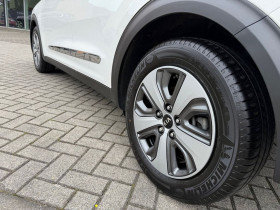 Kia Niro 1.6 GDi Hybride Rechargeable 141 ch BVA  occasion  Beaupuy - photo n6