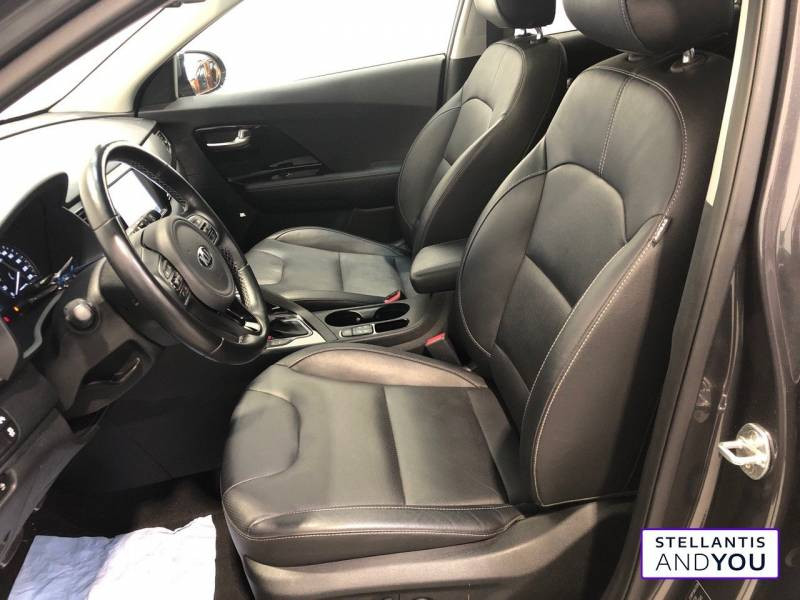 Kia Niro 1.6 GDi Hybride Rechargeable 141 ch DCT6 Premium  occasion  RILLIEUX LA PAPE - photo n10