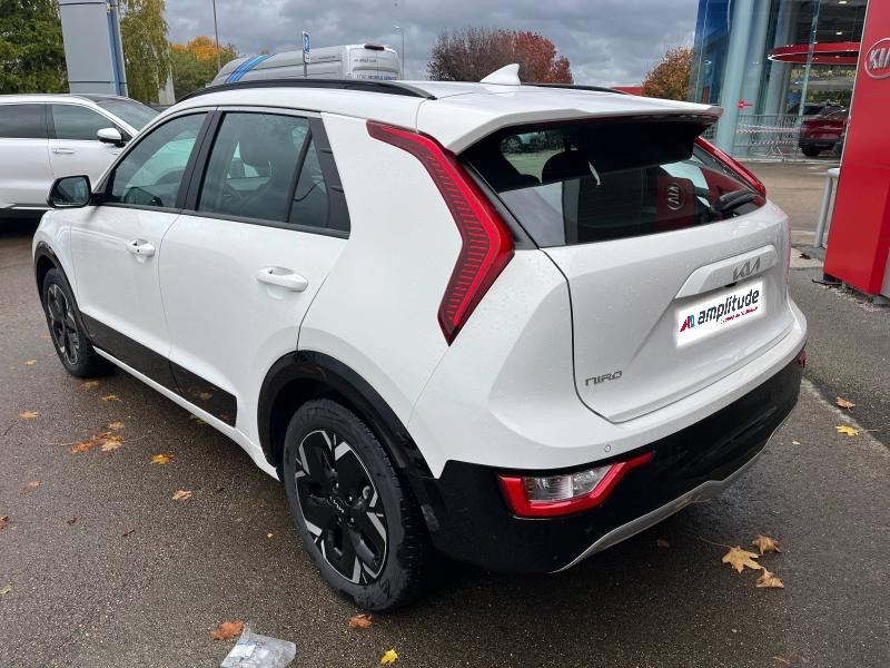 Kia Niro EV 204ch Active 2023 - photo n°7 Kia Niro EV 204ch Active  occasion à Barberey-Saint-Sulpice - photo n°7