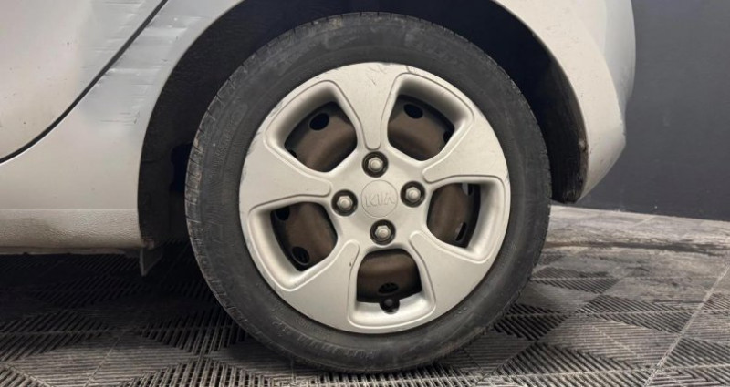 Kia Picanto 1.0 70 ACTIVE 2012 - photo n°5 Kia Picanto 1.0 70 ACTIVE  occasion à Roanne - photo n°5