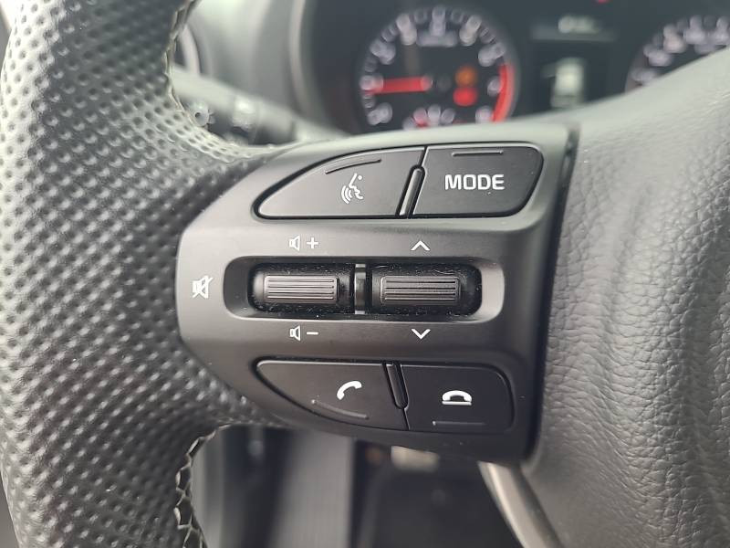 Kia Picanto 1.0 DPi 67ch ISG BVM5 GT Line 2023 - photo n°13 Kia Picanto 1.0 DPi 67ch ISG BVM5 GT Line  occasion à Villenave-d'Ornon - photo n°13