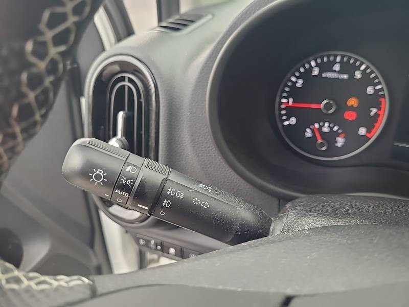 Kia Picanto 1.0 DPi 67ch ISG BVM5 GT Line 2023 - photo n°14 Kia Picanto 1.0 DPi 67ch ISG BVM5 GT Line  occasion à Villenave-d'Ornon - photo n°14