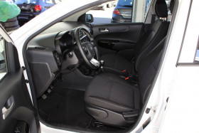 Kia Picanto 1.0 MPi 67 ch BVM  occasion  Beaupuy - photo n6