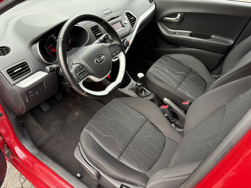 Kia Picanto Picanto 1.0L 66 ch Active 5p 2016 - photo n°10 Kia Picanto Picanto 1.0L 66 ch Active 5p  occasion à Tulle - photo n°10