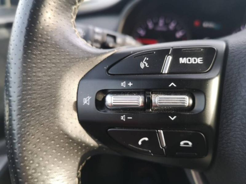 Kia Rio 1.0 T-GDI 120ch MHEV GT-Line iBVM6 2021 - photo n°18 Kia Rio 1.0 T-GDI 120ch MHEV GT-Line iBVM6  occasion à Saint-Maximin - photo n°18