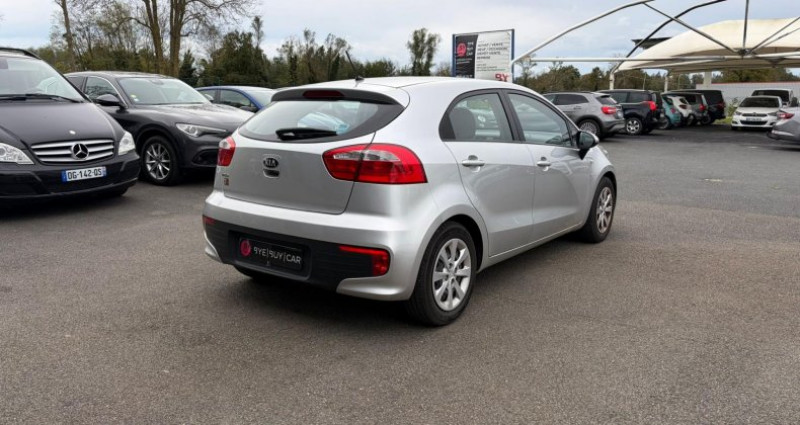 Kia Rio 1.2i 85 2016 Active PHASE 2 1 ERE MAIN ENTRETENUE 5 PORTES G 2016 - photo n°4 Kia Rio 1.2i 85 2016 Active PHASE 2 1 ERE MAIN ENTRETENUE 5 PORTES G  occasion à Crottet - photo n°4