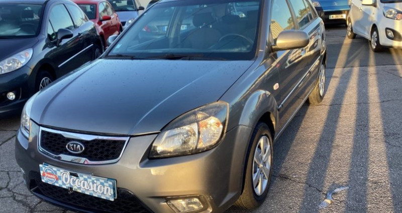 Kia Rio 1.4 Active 2011 - photo n°2 Kia Rio 1.4 Active  occasion à Calais - photo n°2