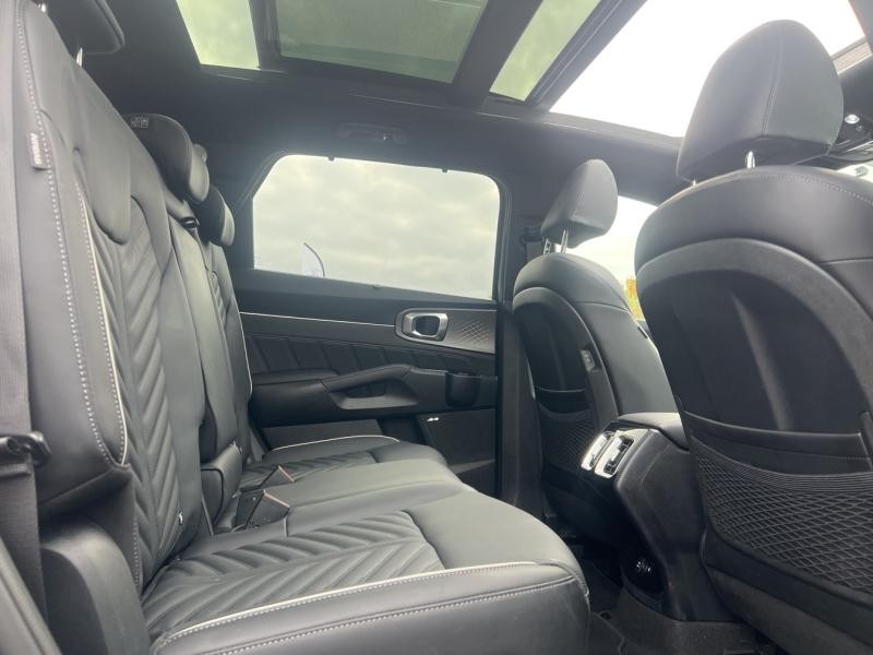 Kia Sorento 1.6 T-GDi 253ch PHEV Premium 4x4 7 places  occasion  Dijon - photo n12