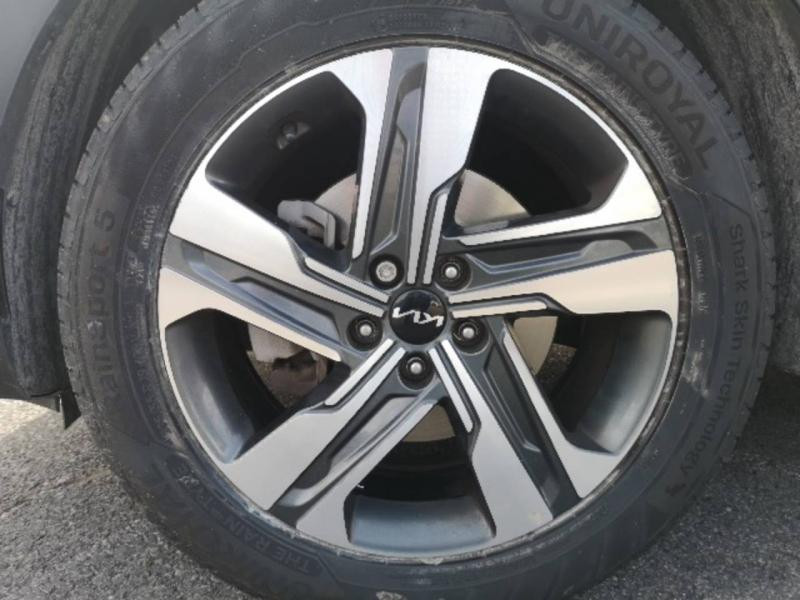 Kia Sorento 1.6 T-GDi 265ch PHEV Premium BVA6 4x4 7 places  occasion  Saint-Maximin - photo n9