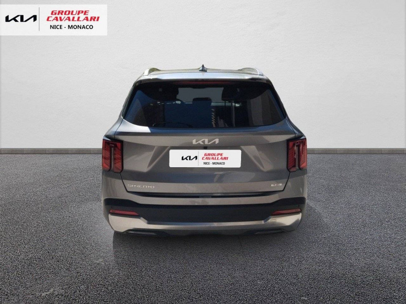 Kia Sorento Sorento 1.6 T-GDi 253ch Hybride Rechargeable 7 pl BVA6 4x4  occasion  NICE - photo n5