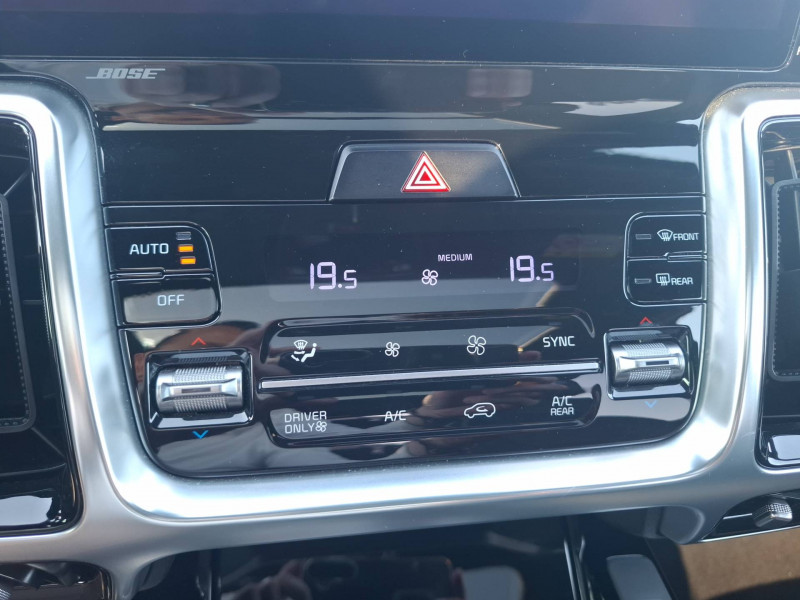 Kia Sorento Sorento 1.6 T-GDi Hybride Rechargeable 265 ch 7pl 4x4 BVA6 P  occasion � Brive-la-Gaillarde - photo n�19