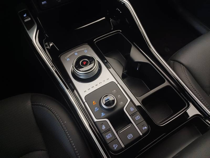Kia Sorento VP 1.6 T-GDi Hybride Rechargeable 265 ch 5pl 4x4 BVA6 Design  occasion  Villenave-d'Ornon - photo n15