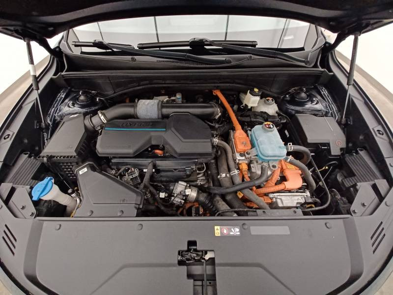 Kia Sorento VP 1.6 T-GDi Hybride Rechargeable 265 ch 7pl 4x4 BVA6 Design 2021 - photo n°11 Kia Sorento VP 1.6 T-GDi Hybride Rechargeable 265 ch 7pl 4x4 BVA6 Design  occasion à Bruges - photo n°11