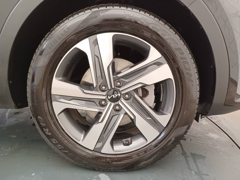 Kia Sorento VP 1.6 T-GDi Hybride Rechargeable 265 ch 7pl 4x4 BVA6 Design  occasion � Bruges - photo n�10