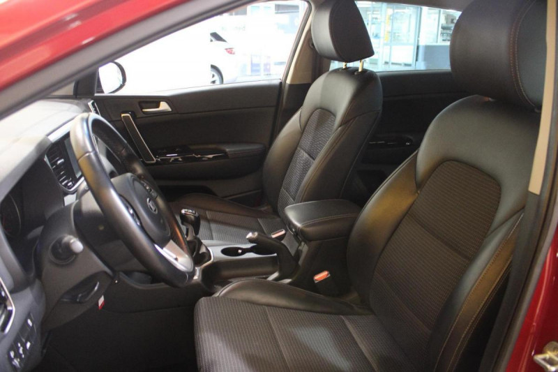 Kia Sportage 1.6 CRDi 115 4x2 BVM6 MHEV Design  occasion  Avermes - photo n5