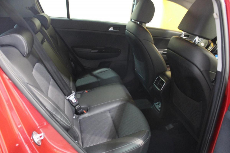 Kia Sportage 1.6 CRDi 115 4x2 BVM6 MHEV Design  occasion  Avermes - photo n7